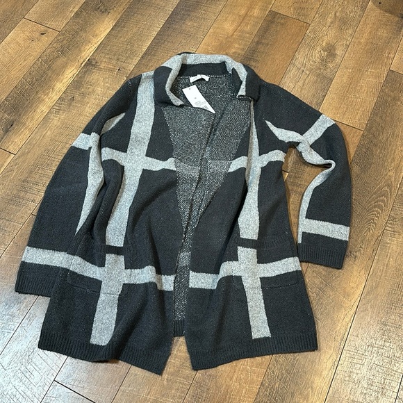 Gray Open Sweater - Picture 2 of 3